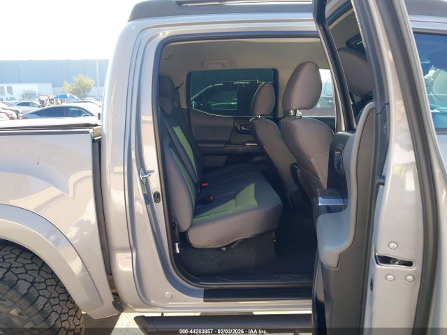 5TFCZ5AN1MX280065 Toyota Tacoma Sr5 V6