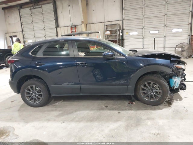 44283862 :رقم المزاد ، 3MVDMBAM4PM553761 vin ، 2023 Mazda Cx-30 2.5 S مزاد بيع