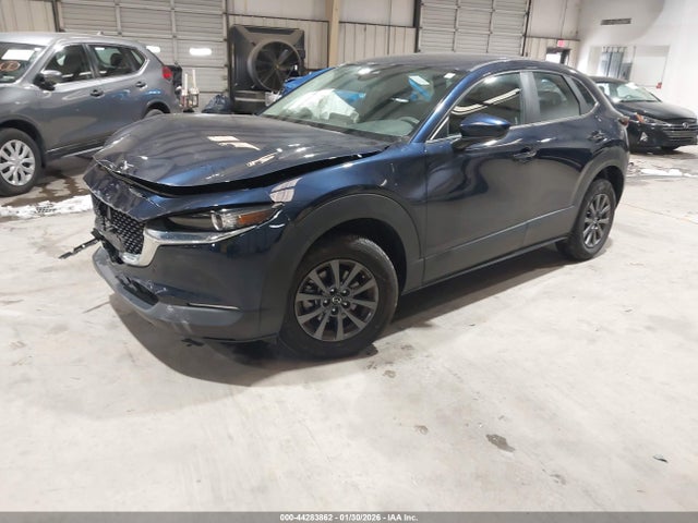 44283862 :رقم المزاد ، 3MVDMBAM4PM553761 vin ، 2023 Mazda Cx-30 2.5 S مزاد بيع