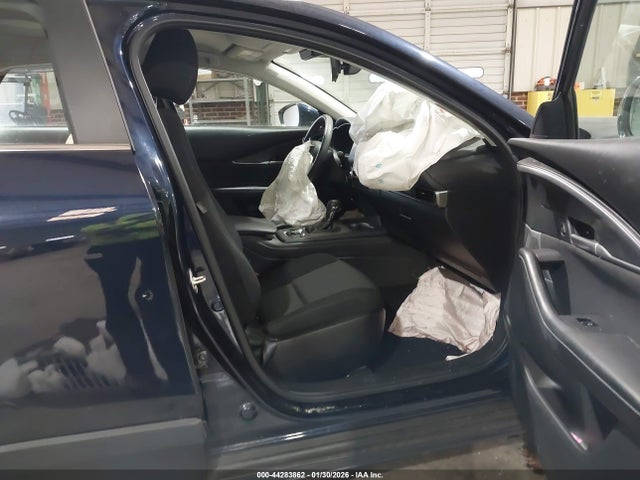44283862 :رقم المزاد ، 3MVDMBAM4PM553761 vin ، 2023 Mazda Cx-30 2.5 S مزاد بيع