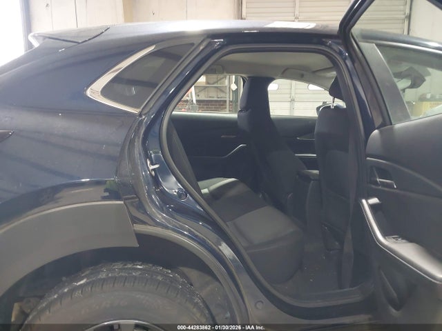44283862 :رقم المزاد ، 3MVDMBAM4PM553761 vin ، 2023 Mazda Cx-30 2.5 S مزاد بيع