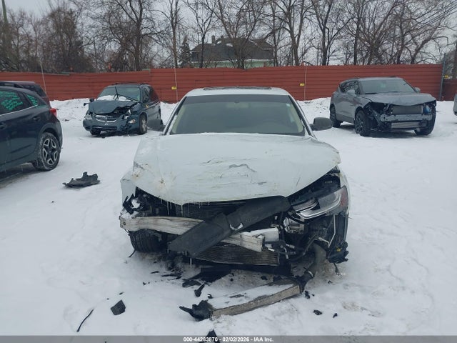 44283870 :رقم المزاد ، WAUBFAFL4GN009499 vin ، 2016 Audi A4 2.0t Premium مزاد بيع