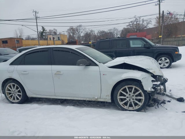 44283870 :رقم المزاد ، WAUBFAFL4GN009499 vin ، 2016 Audi A4 2.0t Premium مزاد بيع