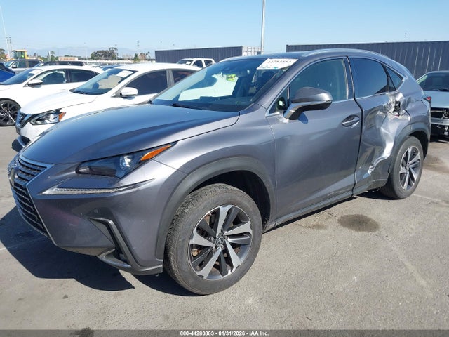 JTJGARBZ4L5002284 Lexus NX 300