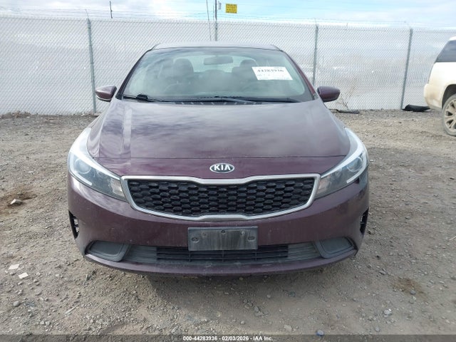 Продажа на аукционе авто 2018 Kia Forte Lx, vin: 3KPFL4A79JE170676, номер лота: 44283936