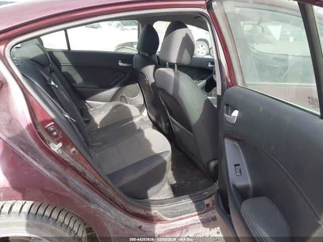 Продажа на аукционе авто 2018 Kia Forte Lx, vin: 3KPFL4A79JE170676, номер лота: 44283936