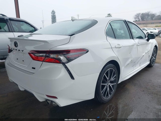 4T1T11AK3PU837923 Toyota CAMRY SE