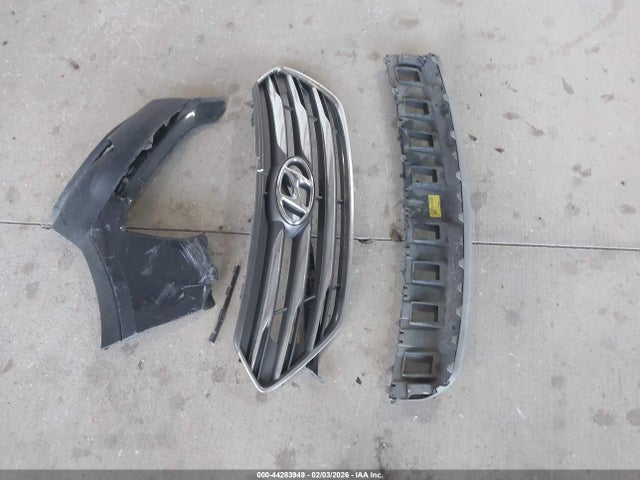 5XYZT3LB8JG544657 Hyundai Santa Fe Sport 2.4l