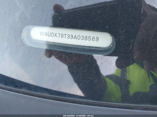 2009 AUDI A5 WAUDK78T39A038569 Photo 8