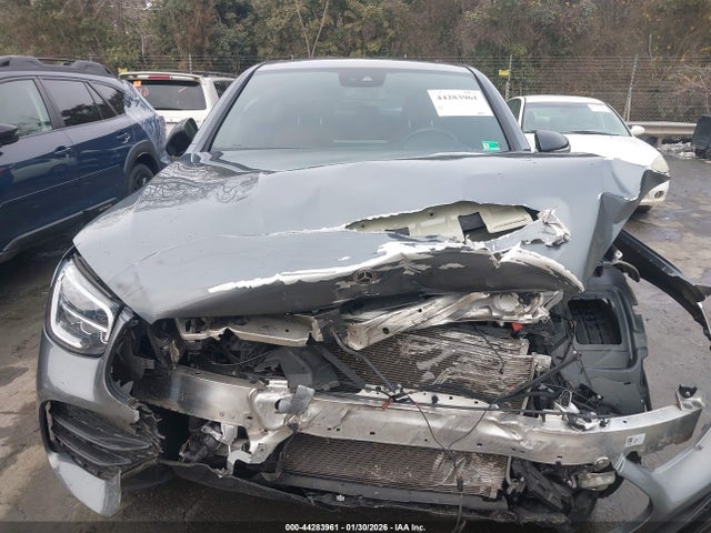 44283961 :رقم المزاد ، W1N0J8EB8PG140586 vin ، 2023 Mercedes-benz Glc 300 4matic Coupe مزاد بيع