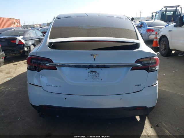 Продажа на аукционе авто 2016 Tesla Model X 60d/70d/75d/90d, vin: 5YJXCAE21GF009999, номер лота: 44283971