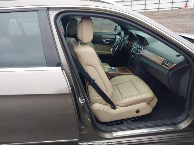 Продажа на аукционе авто 2013 Mercedes-benz E 350 4matic, vin: WDDHH8JB9DA682165, номер лота: 44283976