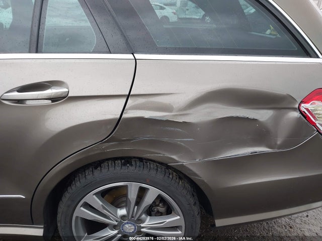 Продажа на аукционе авто 2013 Mercedes-benz E 350 4matic, vin: WDDHH8JB9DA682165, номер лота: 44283976