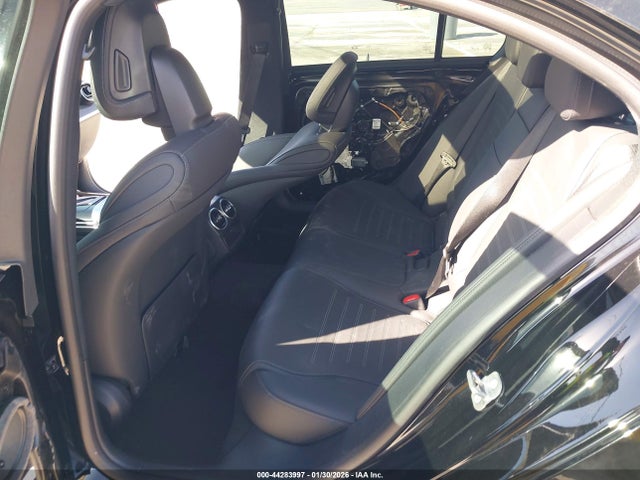 W1KAF4GB8RR215030 Mercedes-Benz C 300