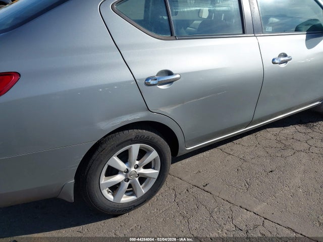 44284004 :رقم المزاد ، 3N1CN7AP9CL922666 vin ، 2012 Nissan Versa 1.6 Sl مزاد بيع