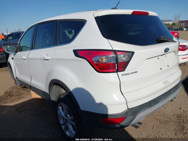 1FMCU9GD6HUE49407 Ford ESCAPE SE