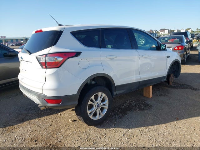 1FMCU9GD6HUE49407 Ford ESCAPE SE