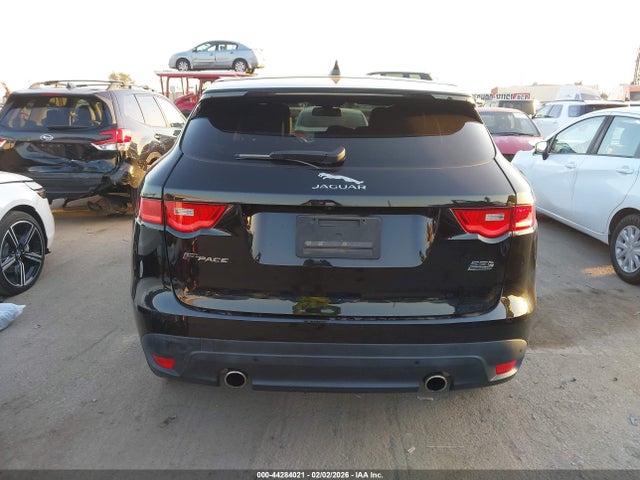 Jaguar F-pace 35t Prestige 2017 SADCK2BV2HA092623 Image 16