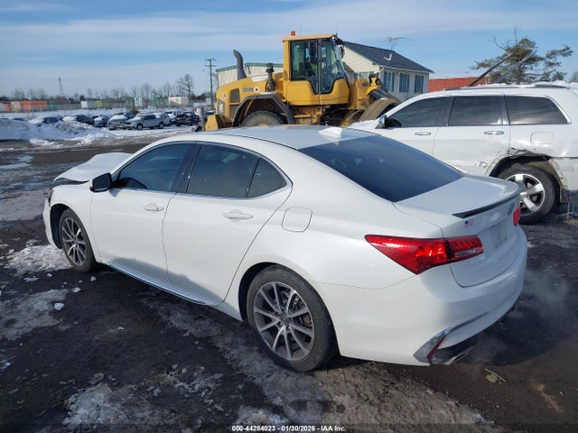 2018 ACURA TLX 19UUB2F5XJA006038 Photo 2