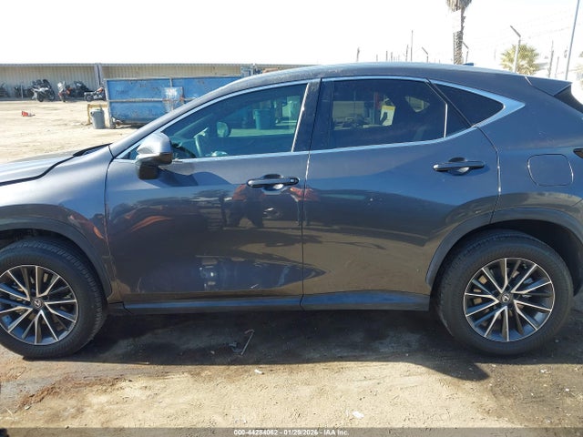 Lexus NX 350 2023 2T2GGCEZXPC021212 Image 14