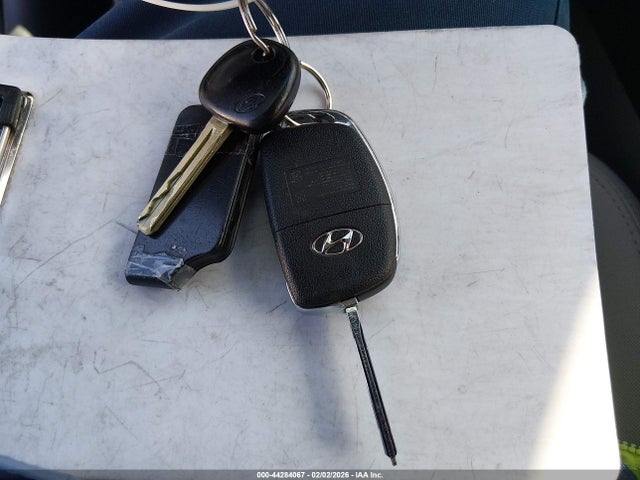 2017 HYUNDAI SONATA 5NPE24AF9HH575111 Photo 10