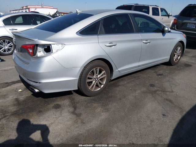 2017 HYUNDAI SONATA 5NPE24AF9HH575111 Photo 3