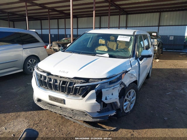 44284069 :رقم المزاد ، KNDNB4H39N6131941 vin ، 2022 Kia Carnival Mpv Lx Seat Package مزاد بيع