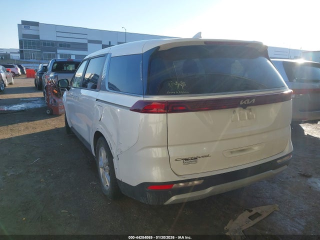 44284069 :رقم المزاد ، KNDNB4H39N6131941 vin ، 2022 Kia Carnival Mpv Lx Seat Package مزاد بيع