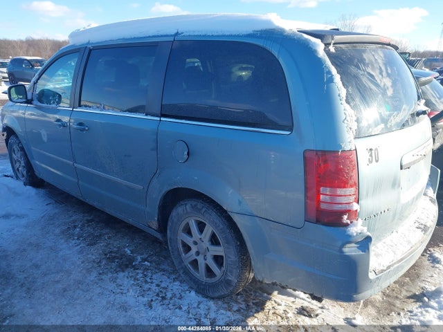 Aukcja sprzedaży 2010 Chrysler Town & Country Touring Plus, vin: 2A4RR8D13AR400070, numer aukcji: 44284085