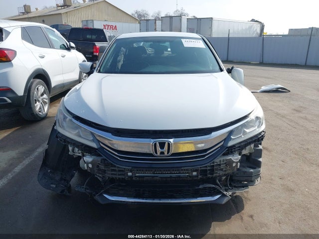 1HGCR2F16HA200242 Honda Accord Sport Se