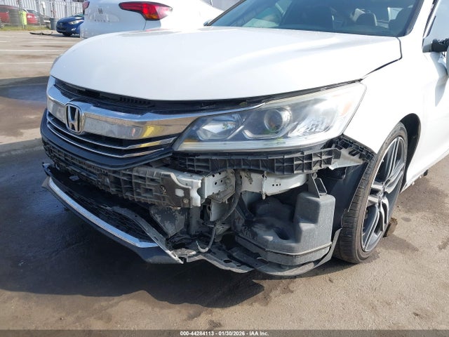 1HGCR2F16HA200242 Honda Accord Sport Se