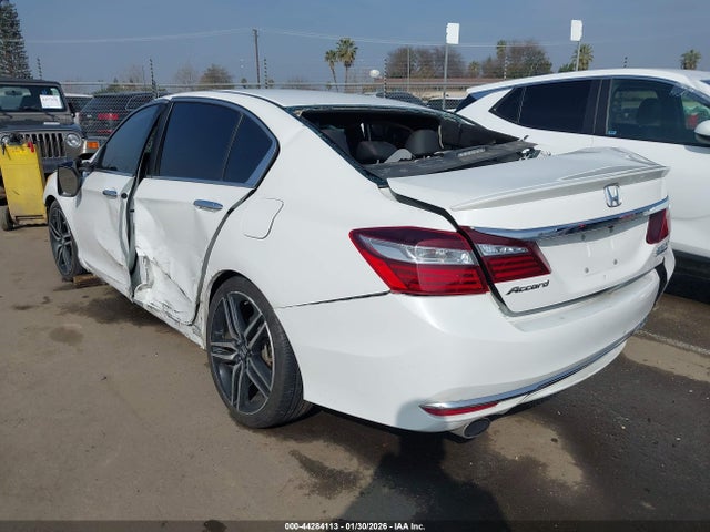 1HGCR2F16HA200242 Honda Accord Sport Se