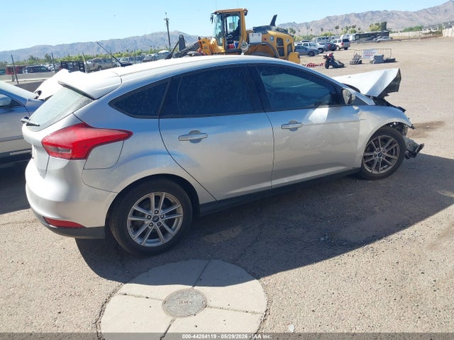 1FADP3K24HL223929 Ford FOCUS SE