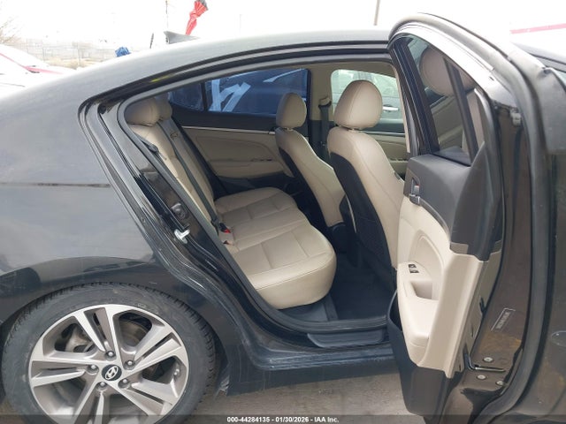 5NPD84LF8HH035840 Hyundai Elantra Limited