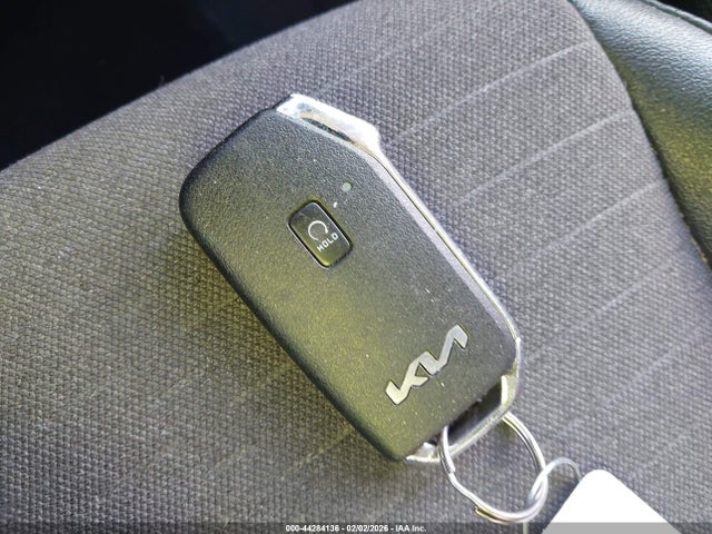 2023 Kia Seltos Nightfall Edition მანქანა იყიდება აუქციონზე, vin: KNDEUCA26P7403008, აუქციონის ნომერი: 44284136