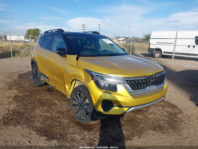 2023 Kia Seltos Nightfall Edition მანქანა იყიდება აუქციონზე, vin: KNDEUCA26P7403008, აუქციონის ნომერი: 44284136