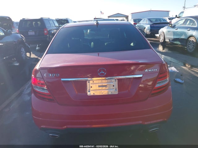 44284141 :رقم المزاد ، WDDGF8AB9DA789377 vin ، 2013 Mercedes-benz C 300 Sport 4matic مزاد بيع