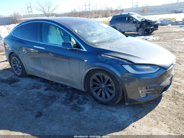 2017 TESLA MODEL X 5YJXCBE21HF055095 Photo 0
