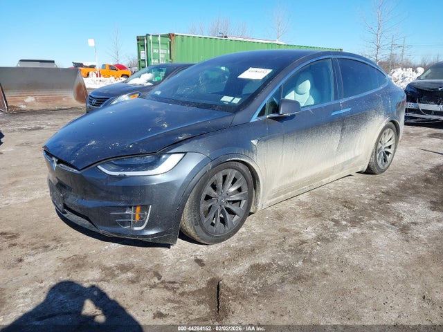 2017 TESLA MODEL X 5YJXCBE21HF055095 Photo 1