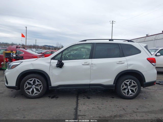 JF2SKAJC8MH462428 Subaru Forester Premium