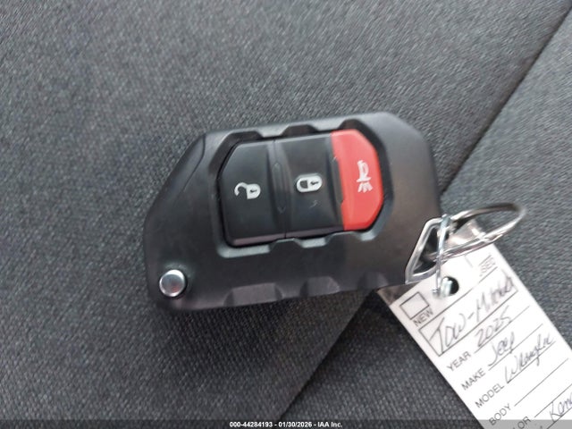 2025 JEEP WRANGLER 1C4PJXDN1SW531380 Photo 10