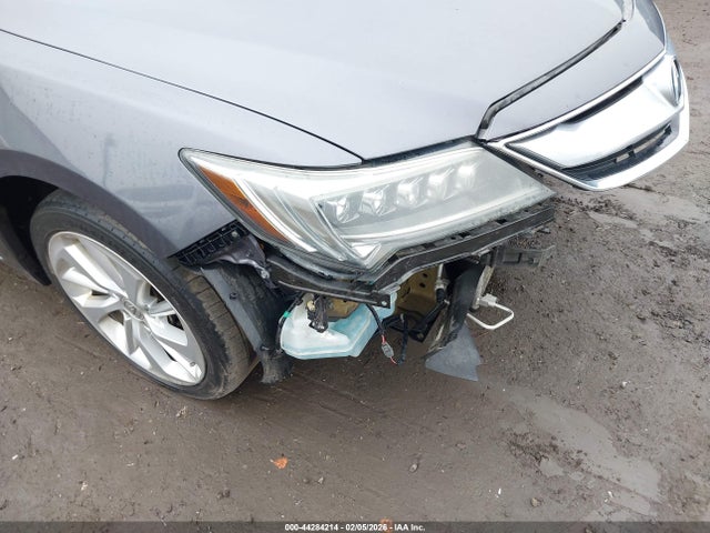 44284214 :رقم المزاد ، 19UDE2F34HA000557 vin ، 2017 Acura Ilx Acurawatch Plus Package مزاد بيع