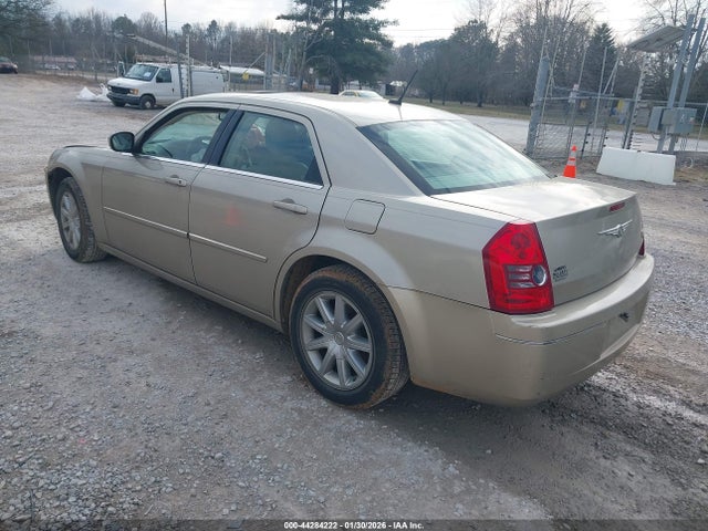 2008 CHRYSLER 300 2C3LA53G68H284682 Photo 2