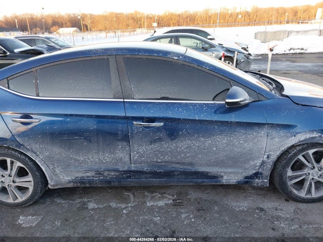 2017 Hyundai Elantra Limited მანქანა იყიდება აუქციონზე, vin: 5NPD84LF8HH023106, აუქციონის ნომერი: 44284268