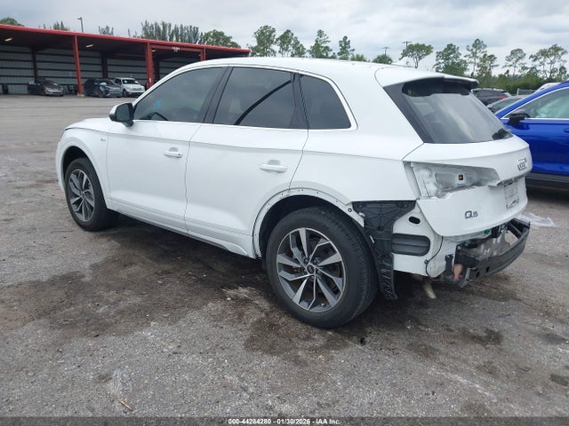 2024 AUDI Q5 WA1GAAFY3R2012962 Photo 2