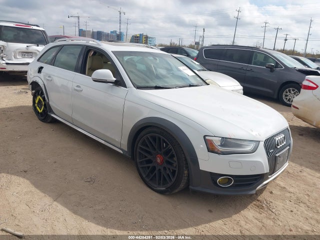 2014 AUDI A4 ALLROAD WA1UFAFL0EA044311 Photo 0