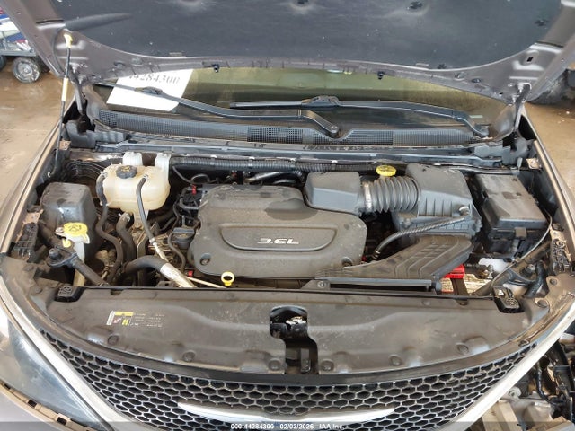 Aukcja sprzedaży 2017 Chrysler Pacifica Touring, vin: 2C4RC1DG0HR553664, numer aukcji: 44284300