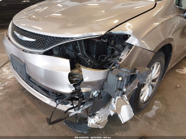 Aukcja sprzedaży 2017 Chrysler Pacifica Touring, vin: 2C4RC1DG0HR553664, numer aukcji: 44284300