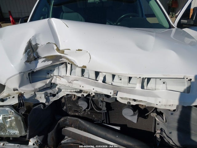 5TFRM5F19EX069812 Toyota Tundra Sr 4.6l V8