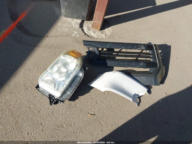 5TFRM5F19EX069812 Toyota Tundra Sr 4.6l V8